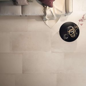 carrelage grand format beige interieur a pezenas