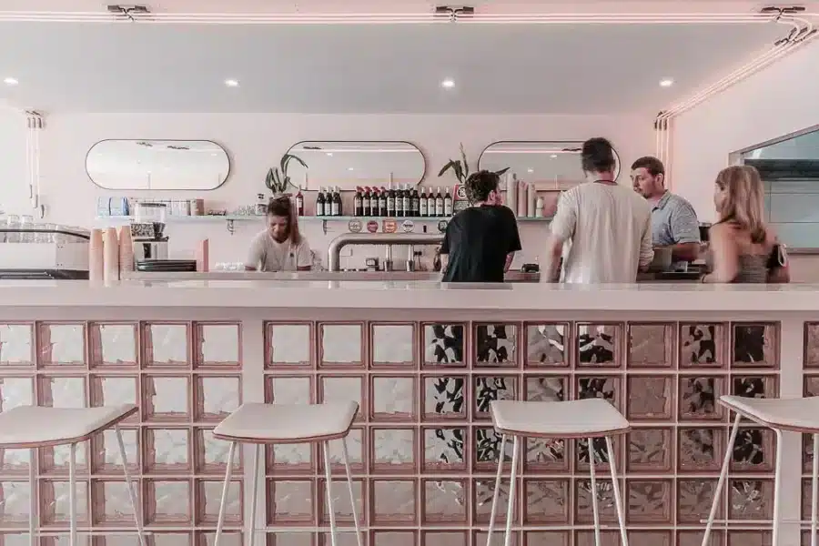 bar en brique de verre décorative